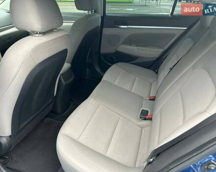 Синий Хендай Элантра, объемом двигателя 2 л и пробегом 140 тыс. км за 12800 $, фото 7 на Automoto.ua