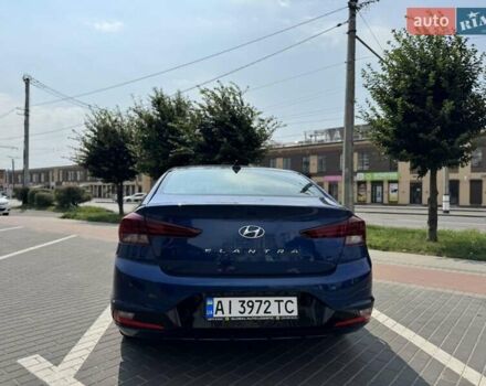 Синій Хендай Елантра, об'ємом двигуна 2 л та пробігом 140 тис. км за 13800 $, фото 1 на Automoto.ua