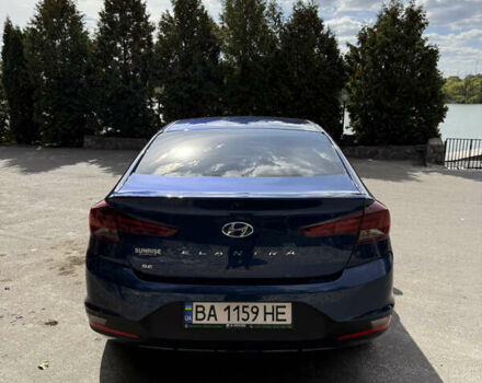 Синий Хендай Элантра, объемом двигателя 2 л и пробегом 50 тыс. км за 14500 $, фото 13 на Automoto.ua