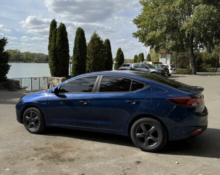 Синий Хендай Элантра, объемом двигателя 2 л и пробегом 50 тыс. км за 14500 $, фото 11 на Automoto.ua