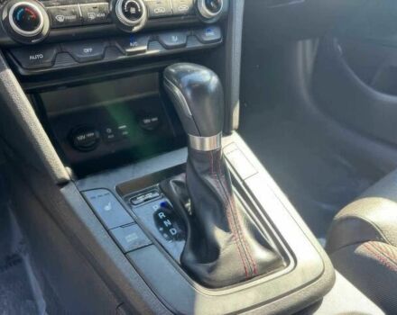 Синій Хендай Елантра, об'ємом двигуна 1.6 л та пробігом 31 тис. км за 7000 $, фото 10 на Automoto.ua