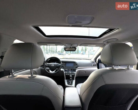 Хендай Элантра 2020 в Киеве на Automoto.ua Синий Хендай Элантра, объемом двигателя 2 л и пробегом 48 тыс. км за 14300 $, фото 17 на Automoto.ua