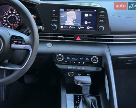 Хендай Элантра 2020 в Львове на Automoto.ua Синий Хендай Элантра, объемом двигателя 2 л и пробегом 119 тыс. км за 15500 $, фото 11 на Automoto.ua