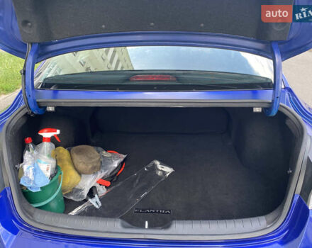 Синий Хендай Элантра, объемом двигателя 1.98 л и пробегом 79 тыс. км за 17750 $, фото 17 на Automoto.ua