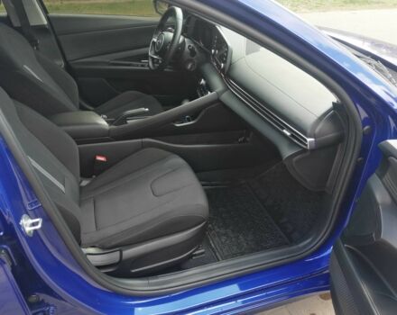 Синий Хендай Элантра, объемом двигателя 2 л и пробегом 21 тыс. км за 19900 $, фото 12 на Automoto.ua