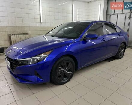 Хендай Элантра 2021 в Сумах на Automoto.ua Синий Хендай Элантра, объемом двигателя 1.58 л и пробегом 136 тыс. км за 17999 $, фото 2 на Automoto.ua