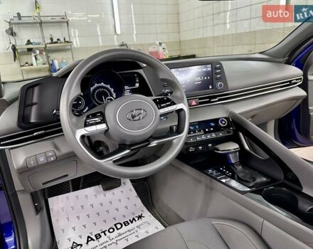 Хендай Элантра 2021 в Сумах на Automoto.ua Синий Хендай Элантра, объемом двигателя 1.58 л и пробегом 136 тыс. км за 17999 $, фото 63 на Automoto.ua