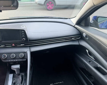 Синій Хендай Елантра, об'ємом двигуна 2 л та пробігом 66 тис. км за 16990 $, фото 12 на Automoto.ua