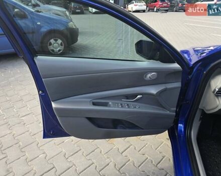 Хендай Элантра 2023 в Киеве на Automoto.ua Синий Хендай Элантра, объемом двигателя 1.58 л и пробегом 90 тыс. км за 25500 $, фото 23 на Automoto.ua