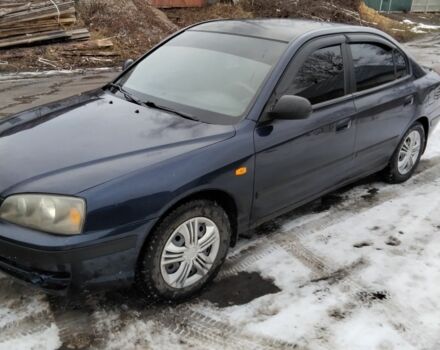 Синий Хендай Элантра, объемом двигателя 1.6 л и пробегом 367 тыс. км за 3800 $, фото 1 на Automoto.ua