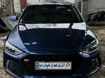 Синий Хендай Элантра, объемом двигателя 2 л и пробегом 100 тыс. км за 11000 $, фото 1 на Automoto.ua