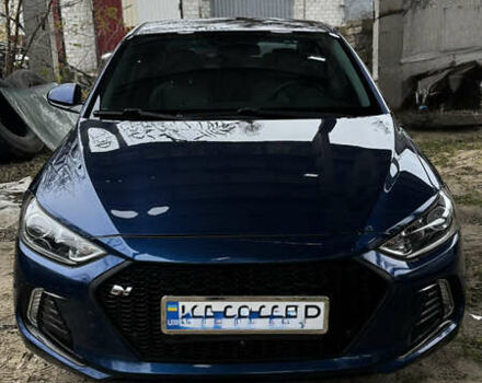 Синий Хендай Элантра, объемом двигателя 2 л и пробегом 100 тыс. км за 11000 $, фото 1 на Automoto.ua