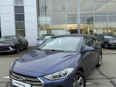 Синій Хендай Елантра, об'ємом двигуна 1.59 л та пробігом 62 тис. км за 11800 $, фото 1 на Automoto.ua