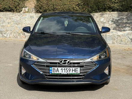 Синий Хендай Элантра, объемом двигателя 2 л и пробегом 50 тыс. км за 14500 $, фото 1 на Automoto.ua