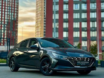 Синий Хендай Элантра, объемом двигателя 2 л и пробегом 118 тыс. км за 18800 $, фото 1 на Automoto.ua