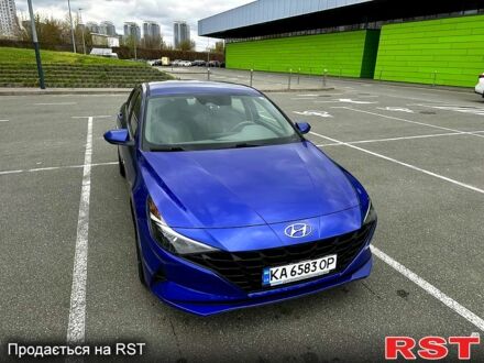 Хендай Элантра 2021 в Киеве на Automoto.ua Синий Хендай Элантра, объемом двигателя 1.6 л и пробегом 118 тыс. км за 18000 $, фото 1 на Automoto.ua