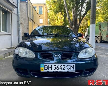 Зеленый Хендай Элантра, объемом двигателя 1.6 л и пробегом 242 тыс. км за 2700 $, фото 2 на Automoto.ua