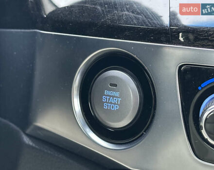 Черный Хендай Экус, объемом двигателя 5 л и пробегом 116 тыс. км за 15490 $, фото 61 на Automoto.ua