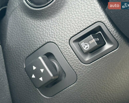 Хендай Экус 2015 в Киеве на Automoto.ua Черный Хендай Экус, объемом двигателя 5 л и пробегом 116 тыс. км за 17490 $, фото 33 на Automoto.ua