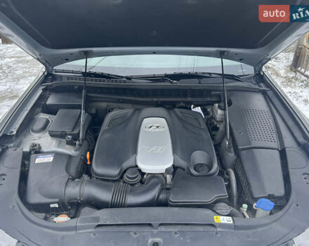 Сірий Хендай Екус, об'ємом двигуна 4.63 л та пробігом 54 тис. км за 15200 $, фото 19 на Automoto.ua