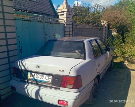 Серый Хендай Ексель, объемом двигателя 0 л и пробегом 240 тыс. км за 400 $, фото 2 на Automoto.ua