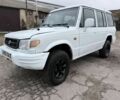 Білий Хендай Галлопер, об'ємом двигуна 2.5 л та пробігом 289 тис. км за 3000 $, фото 1 на Automoto.ua