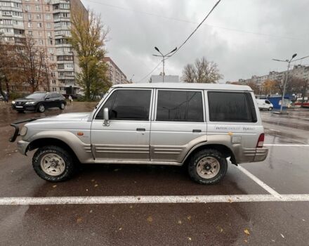 Серый Хендай Галлопер, объемом двигателя 2.5 л и пробегом 221 тыс. км за 3600 $, фото 1 на Automoto.ua