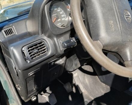 Зеленый Хендай Галлопер, объемом двигателя 2.5 л и пробегом 328 тыс. км за 4295 $, фото 5 на Automoto.ua