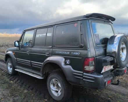 Зеленый Хендай Галлопер, объемом двигателя 2 л и пробегом 348 тыс. км за 4000 $, фото 7 на Automoto.ua