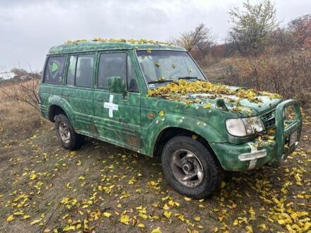 Зелений Хендай Галлопер, об'ємом двигуна 2.5 л та пробігом 300 тис. км за 2500 $, фото 1 на Automoto.ua