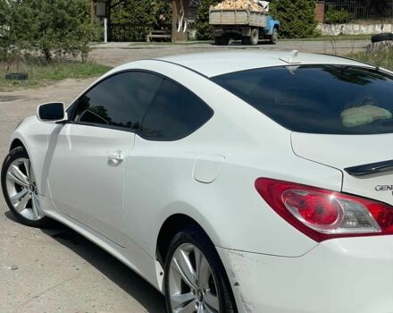 Білий Хендай Генезис, об'ємом двигуна 2 л та пробігом 130 тис. км за 7000 $, фото 4 на Automoto.ua