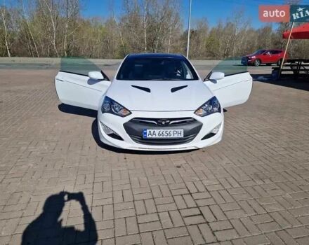 Білий Хендай Генезис, об'ємом двигуна 2 л та пробігом 163 тис. км за 11300 $, фото 5 на Automoto.ua
