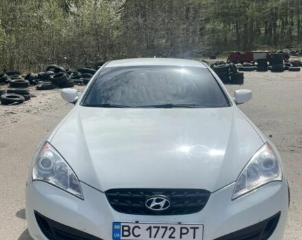 Белый Хендай Генезис, объемом двигателя 2 л и пробегом 130 тыс. км за 7000 $, фото 1 на Automoto.ua