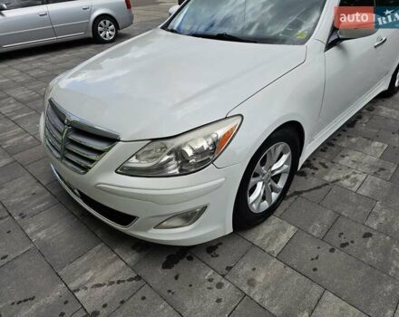 Белый Хендай Генезис, объемом двигателя 3.79 л и пробегом 158 тыс. км за 11200 $, фото 1 на Automoto.ua