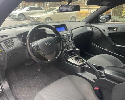 Черный Хендай Генезис, объемом двигателя 2 л и пробегом 159 тыс. км за 9200 $, фото 6 на Automoto.ua