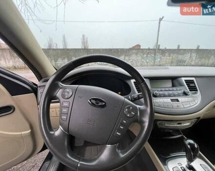 Чорний Хендай Генезис, об'ємом двигуна 3.8 л та пробігом 300 тис. км за 8500 $, фото 22 на Automoto.ua