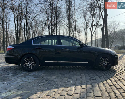 Чорний Хендай Генезис, об'ємом двигуна 3.78 л та пробігом 185 тис. км за 10000 $, фото 5 на Automoto.ua