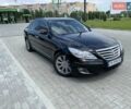 Черный Хендай Генезис, объемом двигателя 3.8 л и пробегом 220 тыс. км за 9500 $, фото 1 на Automoto.ua