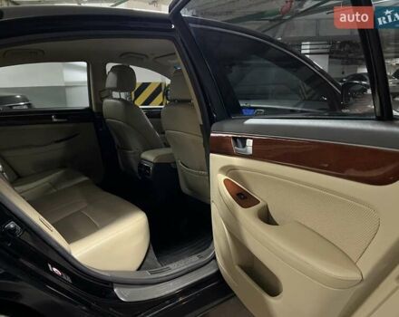 Черный Хендай Генезис, объемом двигателя 3.8 л и пробегом 222 тыс. км за 9999 $, фото 42 на Automoto.ua