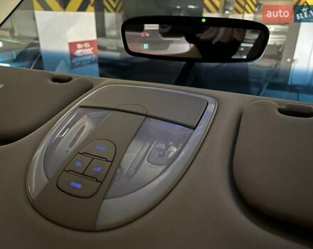 Черный Хендай Генезис, объемом двигателя 3.8 л и пробегом 222 тыс. км за 9999 $, фото 29 на Automoto.ua