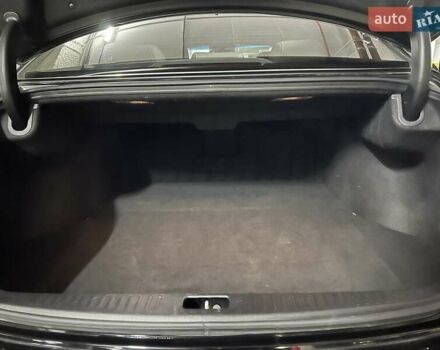 Черный Хендай Генезис, объемом двигателя 3.8 л и пробегом 222 тыс. км за 9999 $, фото 52 на Automoto.ua