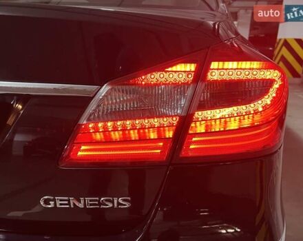 Черный Хендай Генезис, объемом двигателя 3.8 л и пробегом 222 тыс. км за 9999 $, фото 17 на Automoto.ua