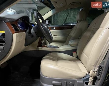 Черный Хендай Генезис, объемом двигателя 3.8 л и пробегом 222 тыс. км за 9999 $, фото 22 на Automoto.ua