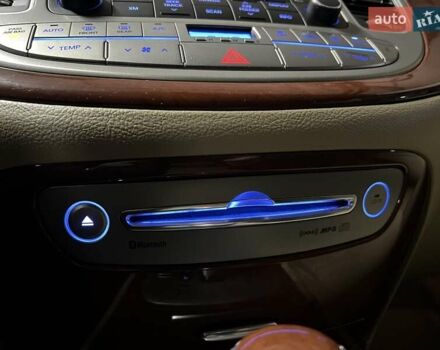 Черный Хендай Генезис, объемом двигателя 3.8 л и пробегом 222 тыс. км за 9999 $, фото 33 на Automoto.ua