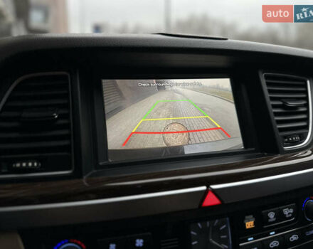 Чорний Хендай Генезис, об'ємом двигуна 3.78 л та пробігом 146 тис. км за 13500 $, фото 13 на Automoto.ua