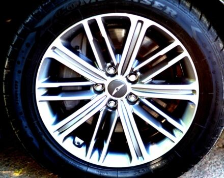 Черный Хендай Генезис, объемом двигателя 3.8 л и пробегом 63 тыс. км за 32000 $, фото 2 на Automoto.ua