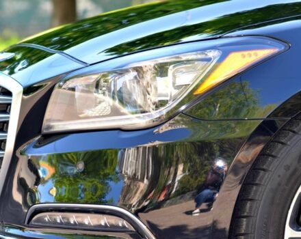 Черный Хендай Генезис, объемом двигателя 3.8 л и пробегом 63 тыс. км за 32000 $, фото 6 на Automoto.ua