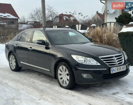 Черный Хендай Генезис, объемом двигателя 3.8 л и пробегом 171 тыс. км за 8000 $, фото 1 на Automoto.ua