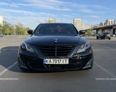 Черный Хендай Генезис, объемом двигателя 5 л и пробегом 190 тыс. км за 12000 $, фото 1 на Automoto.ua