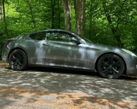 Серый Хендай Генезис, объемом двигателя 2 л и пробегом 178 тыс. км за 8200 $, фото 3 на Automoto.ua